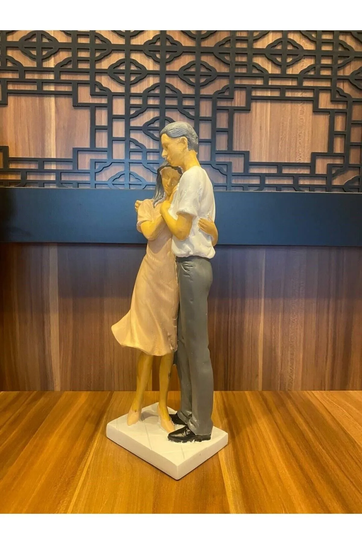 MYK HEDİYE VE SANAT ATÖLYESİ Sevgili Aşıklar Sarılmış Biblo Büyük Boy 42 cm görsel 3