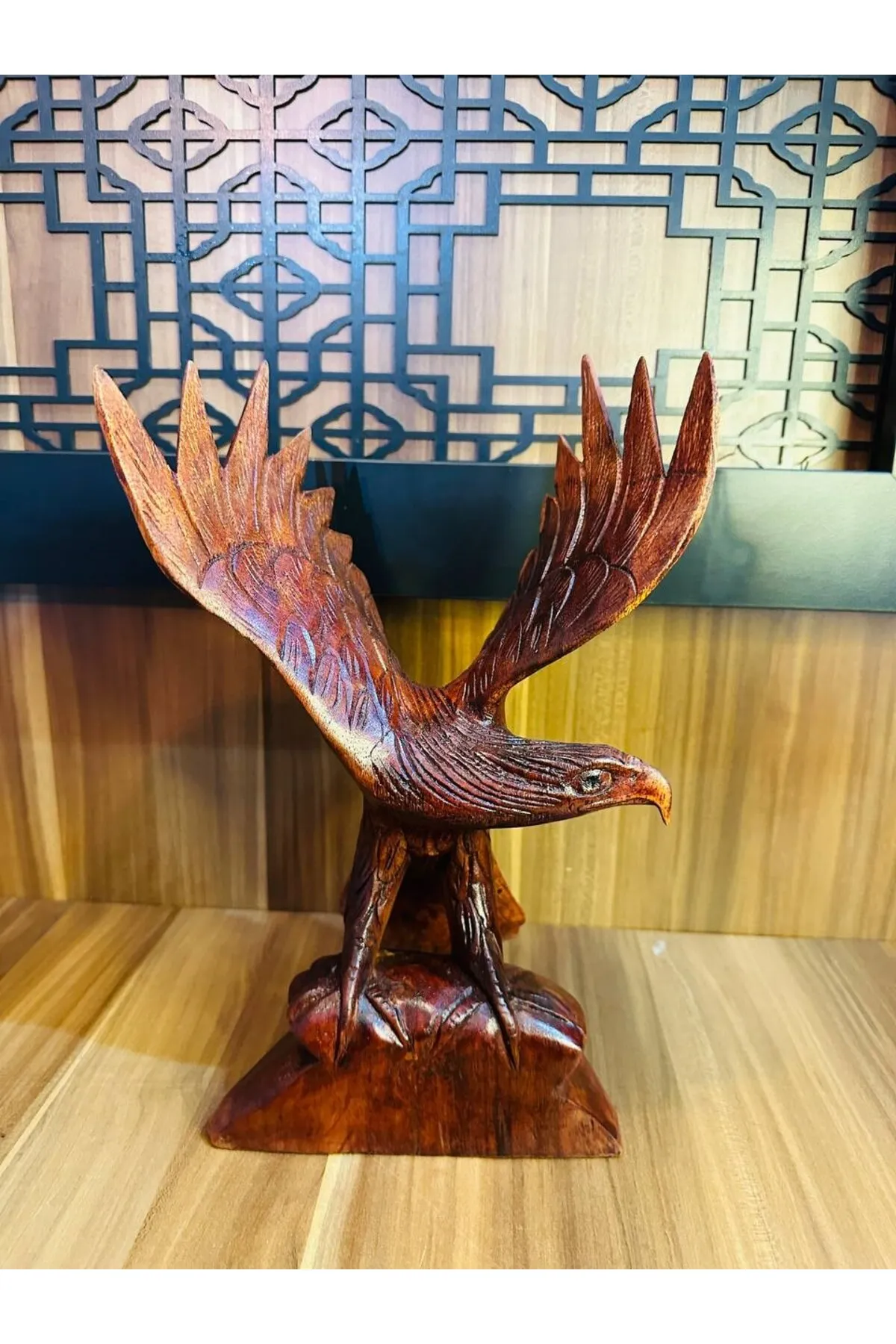 MYK HEDİYE VE SANAT ATÖLYESİ Doğal Ahşap Kartal Heykeli  El Yapımı Şahin Atmaca Yırtıcı Kuş Figürü Dekoratif Hediyelik görsel 4