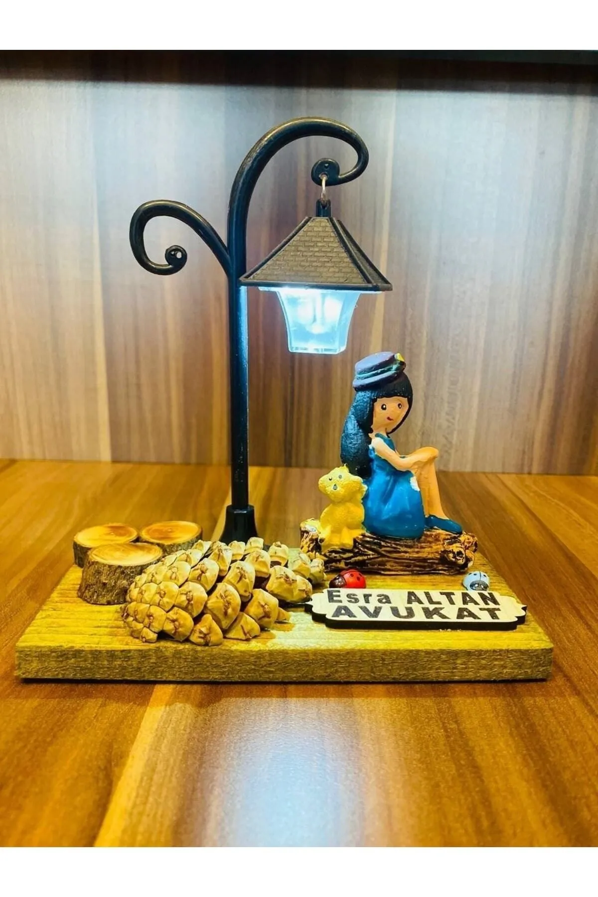 MYK HEDİYE VE SANAT ATÖLYESİ Avukat Savcı Hakim Memur Farklı Hediye Ofis Isimli görsel 4
