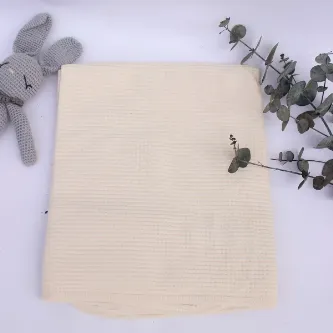 Huggy Mommy Krem Bebek Battaniyesi 80x90 Cm %100 Pamuk Waffle Kumaş Nefes Alan Antialerjik Yenidoğan Battaniye