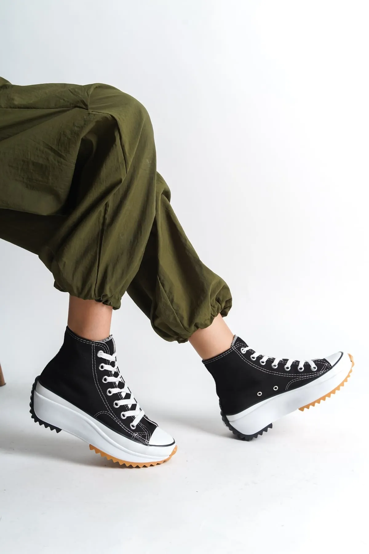 Baybonza ROMA Bağcıklı Ortopedik Taban Kadın Sneaker Ayakkabı BT Siyah görsel 2