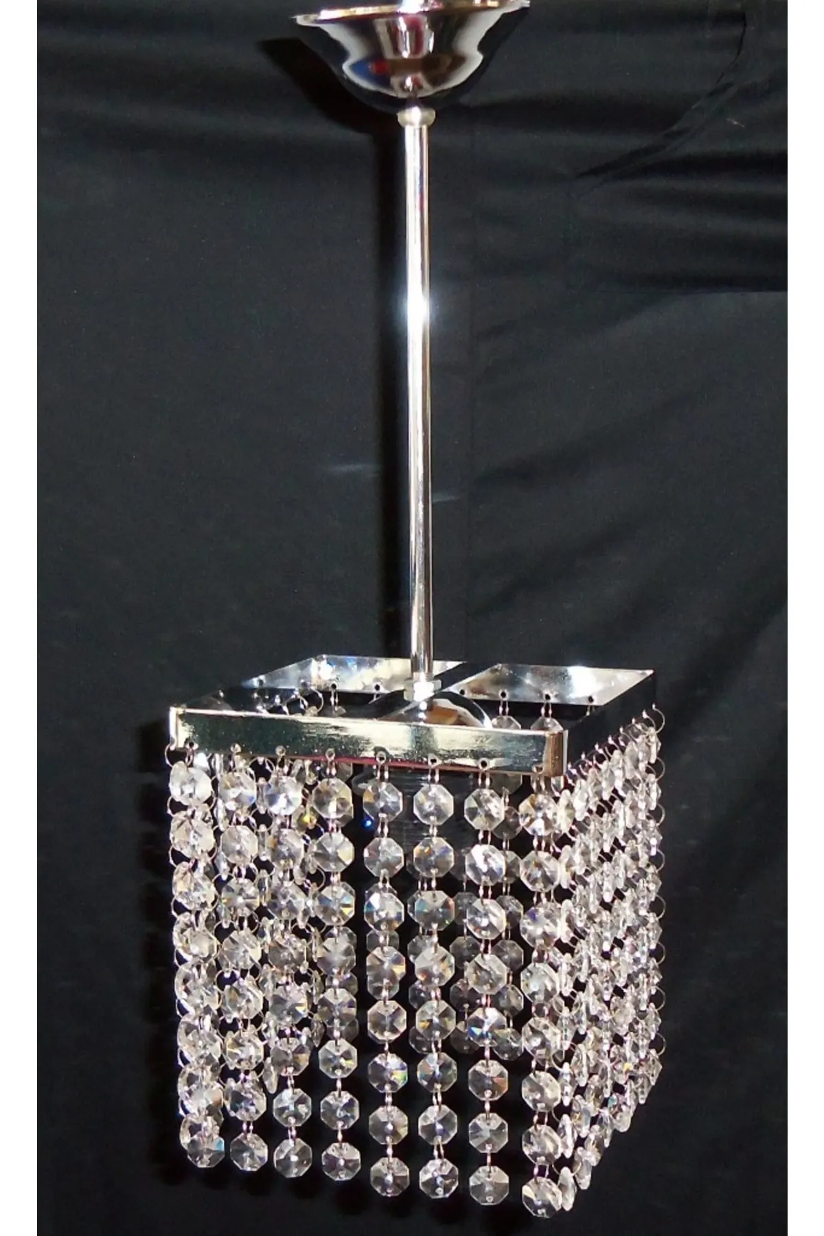 Tekay Aydınlatma Kare Taşlı Avize Metal Krom Islelet Genişlik: 15 Cm