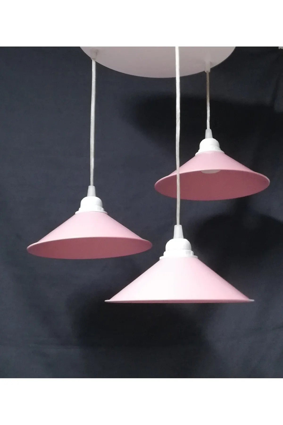 Tekay Aydınlatma 3 lü metal tepsili avize pembe metal başlık görsel 3