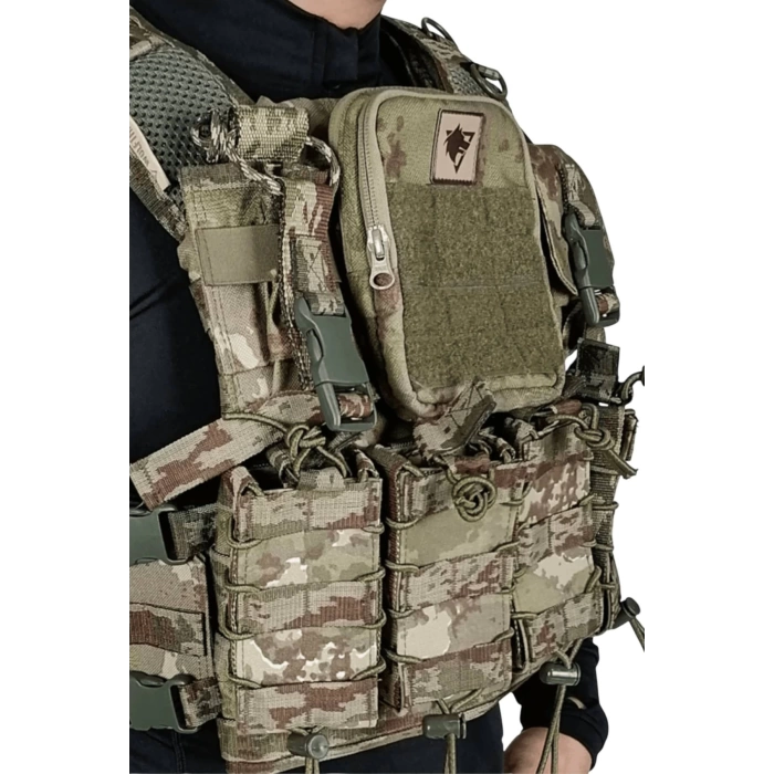kara kuvvetleri balistik plaka takilabilen askeri kamuflaj renkli tam donanimli hucum yelegi 7.62