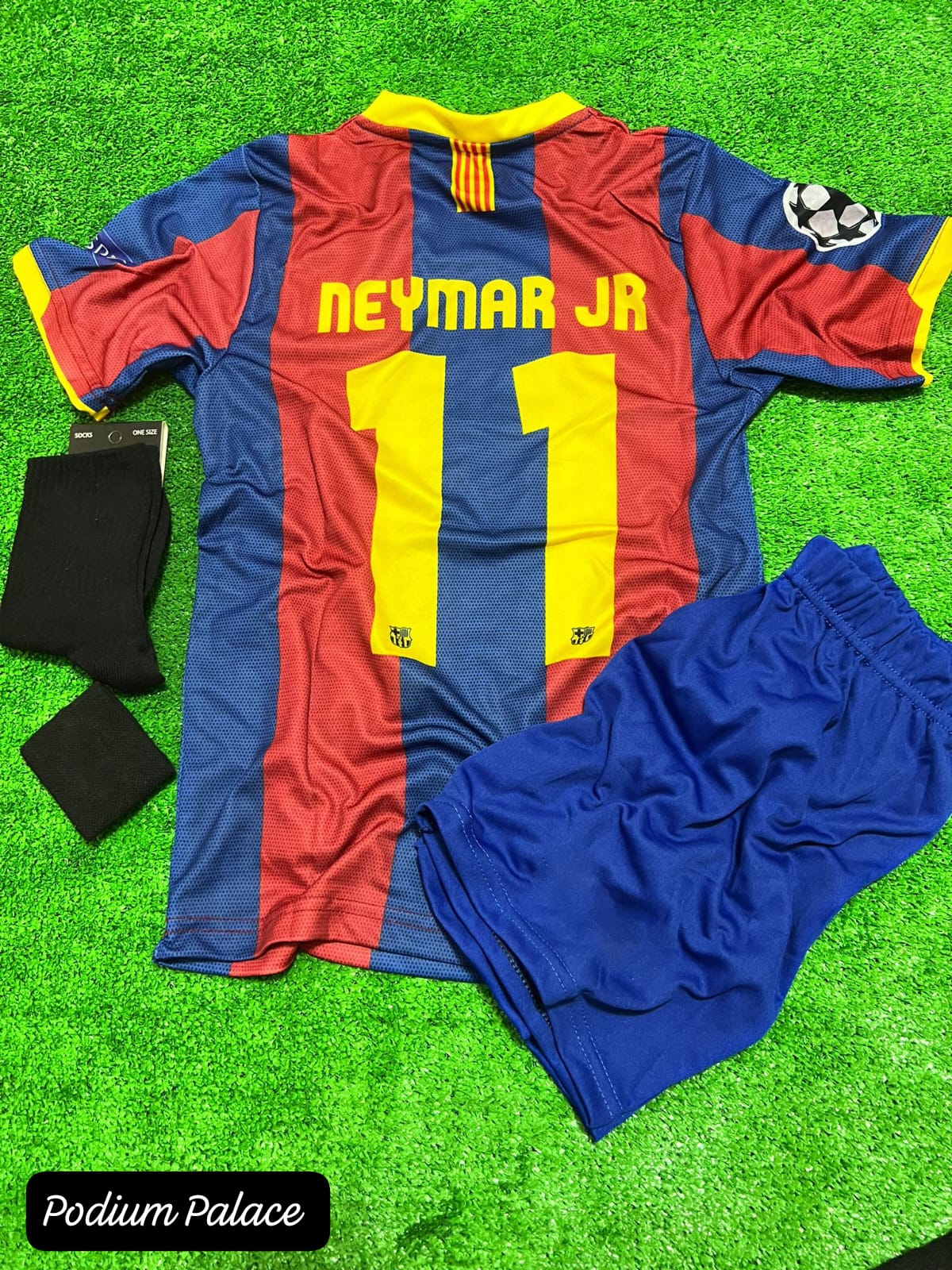 f.c B.a.r.c.e.l.o.n.a 2015 Şampiyonlar Ligi Finali NEYMAR JR. Nostalji Çocuk Forması (mavi kırmızı)
