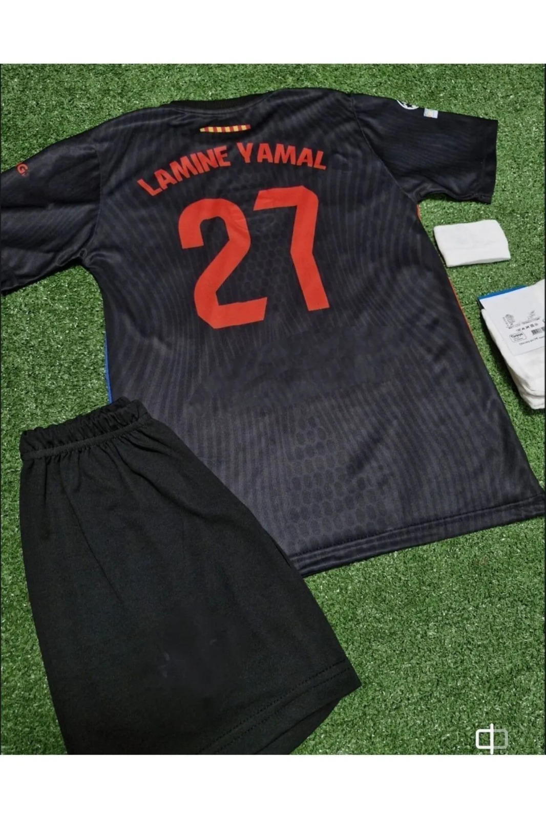 F.C B.a.r.c.e.l.o.n.a 2024/25 Yeni Sezon Lamine Yamal İç Saha Çocuk Forması(SİYAH)