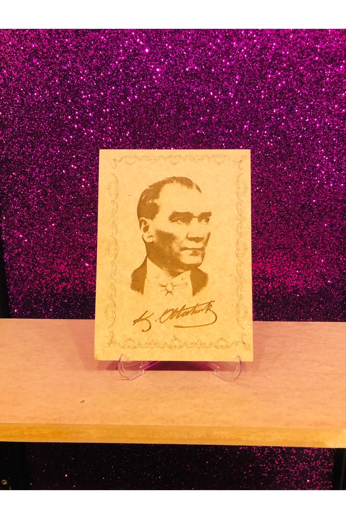 Nano Müzik Butik Şeker Atatürk Portresi , Ahşap Üzerine Lazer Kazıma. Ev , Ofis Için Masa Üstü Aparatı Ile Hediyelik görsel 6