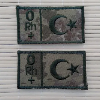 İzmir Askeri Malzeme 2 Adet Kara Kuvvetleri Kamuflaj Renkli Nakış işlemeli 0 Rh + Kan Gruplu Arma Patch Peç