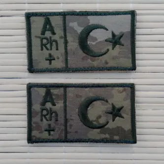 İzmir Askeri Malzeme 2 Adet Kara Kuvvetleri Kamuflaj Renkli Nakış işlemeli A Rh + Kan Gruplu Arma Patch Peç