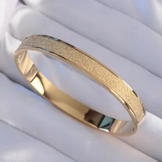 BUTİK AYVİTRİN 316L Çelik Gold Renk Simli Model Kelepçe
