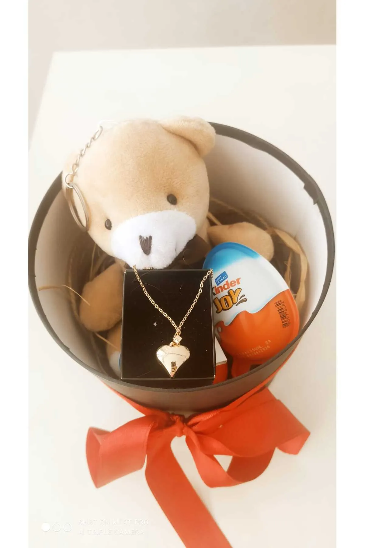 MY-NİL Sevgiliye Anneye Eşine Öğretmene Kutuda Ayıcık Kolye ve Kinder Joy görsel 2
