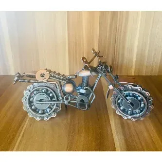 MYK HEDİYE VE SANAT ATÖLYESİ Özel Tasarım MYK Metal Motor Sanatın ve Mühendisliğin Buluştuğu Benzersiz Bir Koleksiyon Parçası