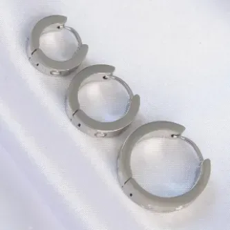 BUTİK AYVİTRİN 316L Çelik Gümüş Renk Model 3lü Halka Küpe
